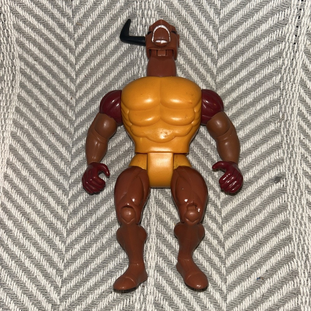 Vintage Silverhawks Mumbo-Jumbo Action Figure 1986 Kenner With One Horn